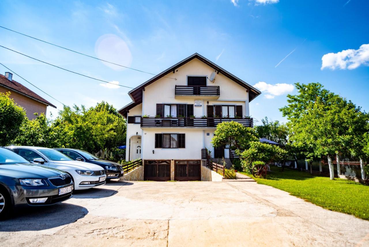 Apartments Fuma Otocac Exterior photo