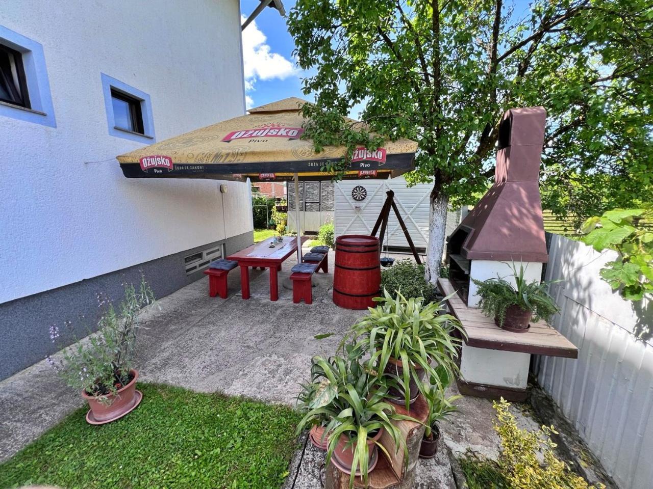 Apartments Fuma Otocac Exterior photo