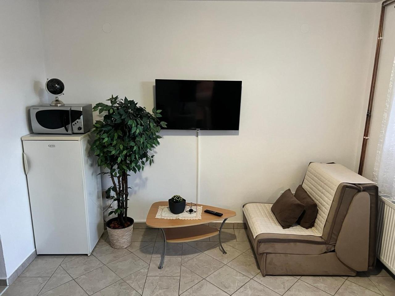 Apartments Fuma Otocac Exterior photo